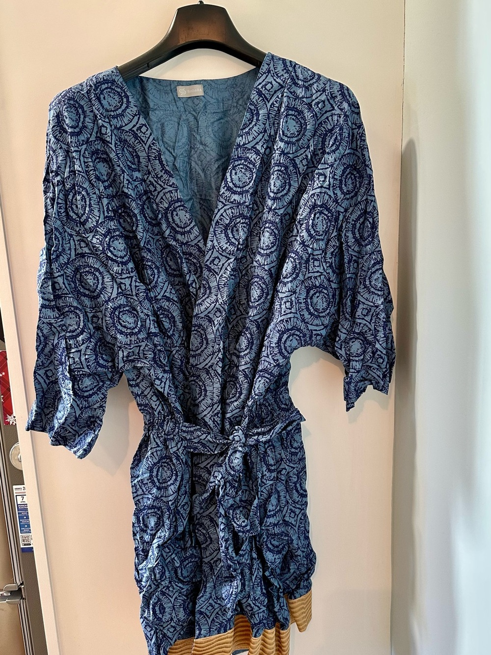 SUDARA Punjammies Short Kimono Robe - Blue Geometric Print & Gold Trim (XL-XXL)